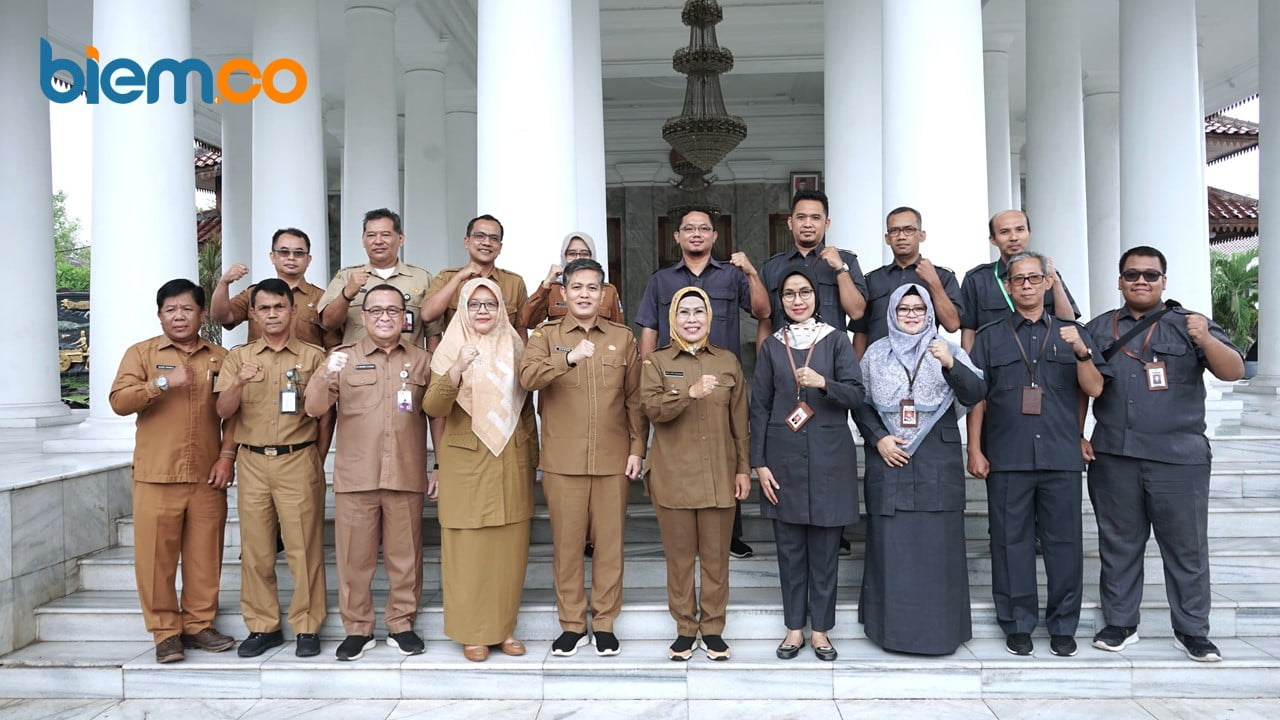 Ratu Tatu Chasanah 2